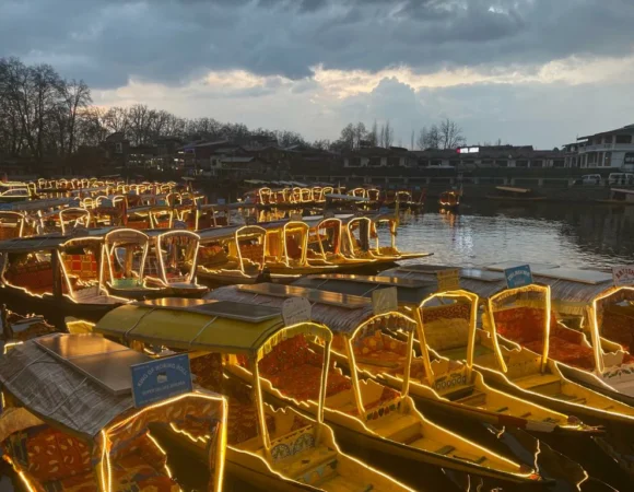 7 Days Kashmir Tour Package